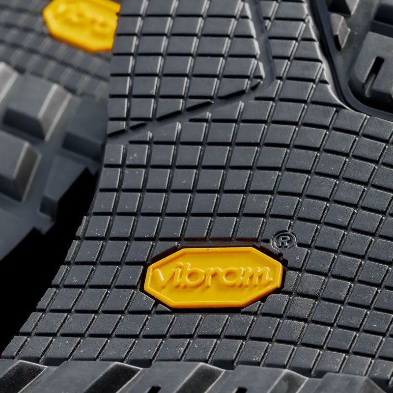 BOTAS REVIT DISCOVERY GORE-TEX NEGRA