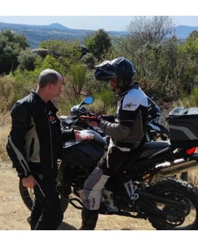 CURSO TRAIL INICIACIÓN BY OVERLAND EXPERIENCE