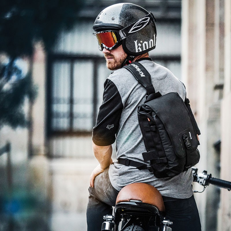 MOCHILA KRIEGA MESSENGER SLING