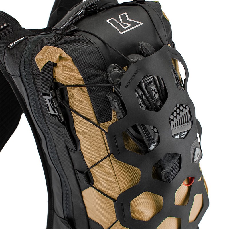 MOCHILA KRIEGA TRAIL 18 ADVENTURE BACKPACK CAQUI