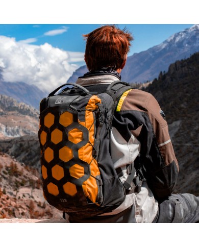 MOCHILA KRIEGA TRAIL 18 ADVENTURE BACKPACK NARANJA FLUOR