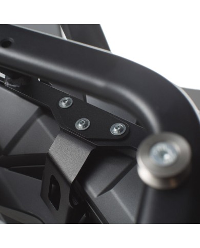 KIT DE FIJACION MALETAS LATERALES SW-MOTECH HONDA VERSION OFF-ROAD KFT.01.890.30100/B