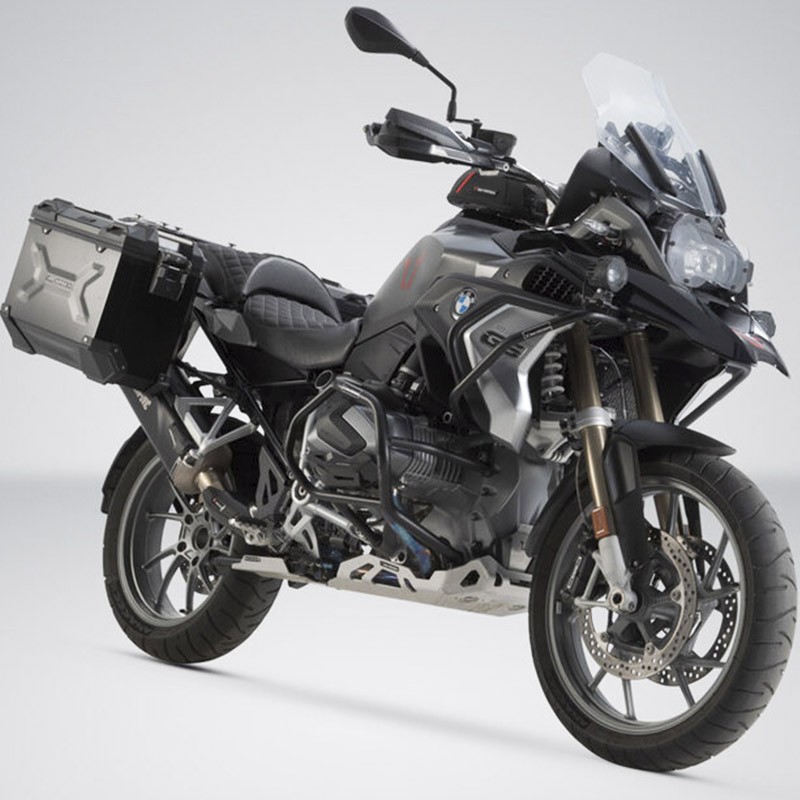 PACK MALETAS LATERALES + ESCAPE AKRAPOVIC + SOPORTES SW-MOTECH BMW KFT.07.664.72000/B