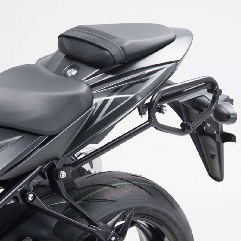 PACK MALETAS LATERALES + SOPORTES + BOLSAS SW-MOTECH URBAN SUZUKI BC.HTA.05.934.30001/B