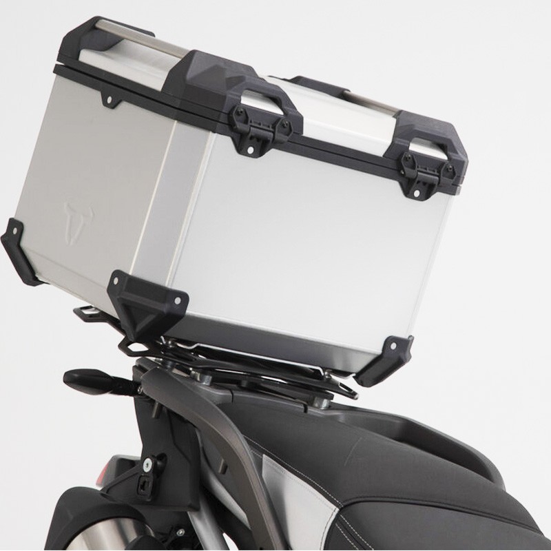 PACK SW-MOTECH BAUL 38L + HERRAJES + BOLSA TRIUMPH GPT.11.747.70001/S