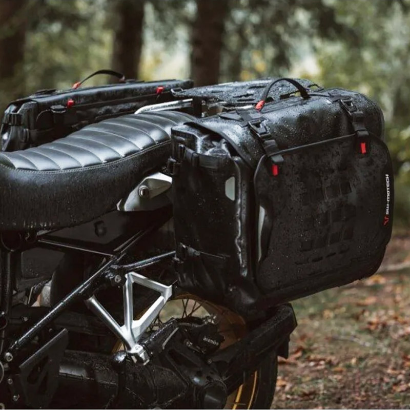 ALFORJA SW-MOTECH SYSBAG L WP 27/40L + PLACA ADAPTADORA DERECHA BC.SYS.00.006.12000R