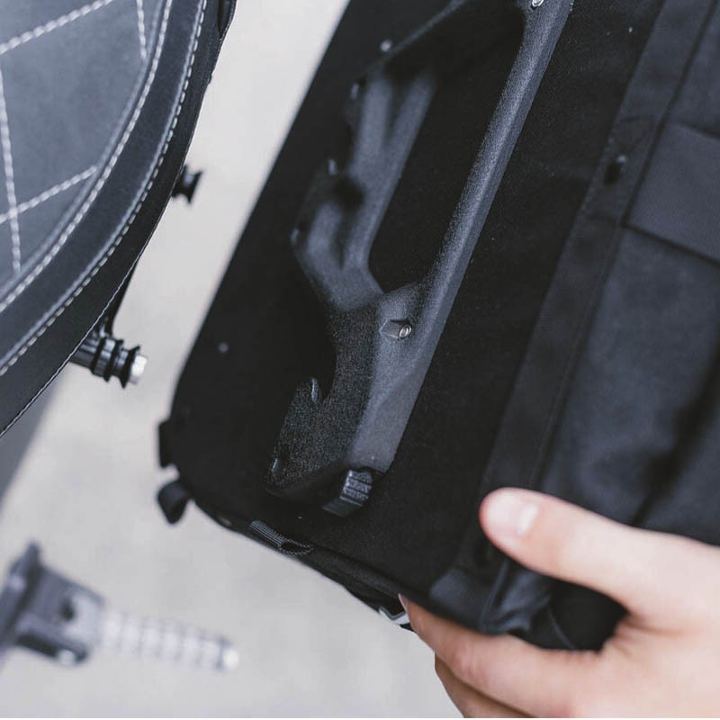 ALFORJA SW-MOTECH LEGEND GEAR LC2 DERECHA 13,5 LITROS BC.HTA.00.402.10100R