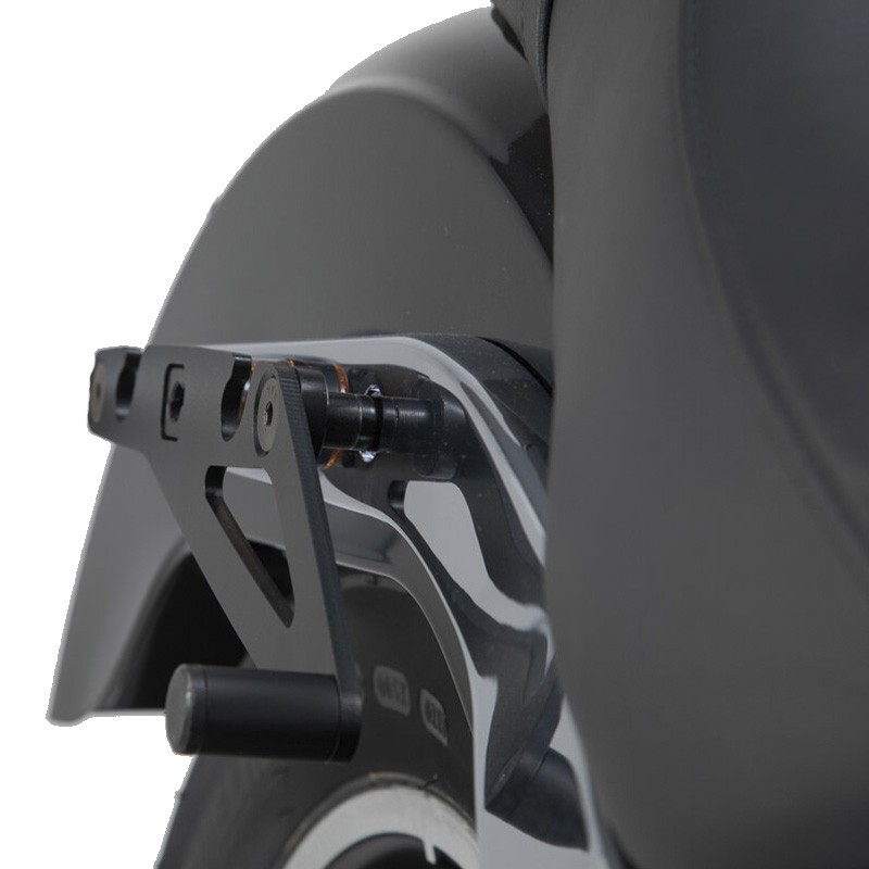 KIT DE FIJACION MALETAS LATERALES Y ALFORJAS SW-MOTECH SLH DERECHO LH1 HARLEY DAVIDSON HTA.18.682.11200