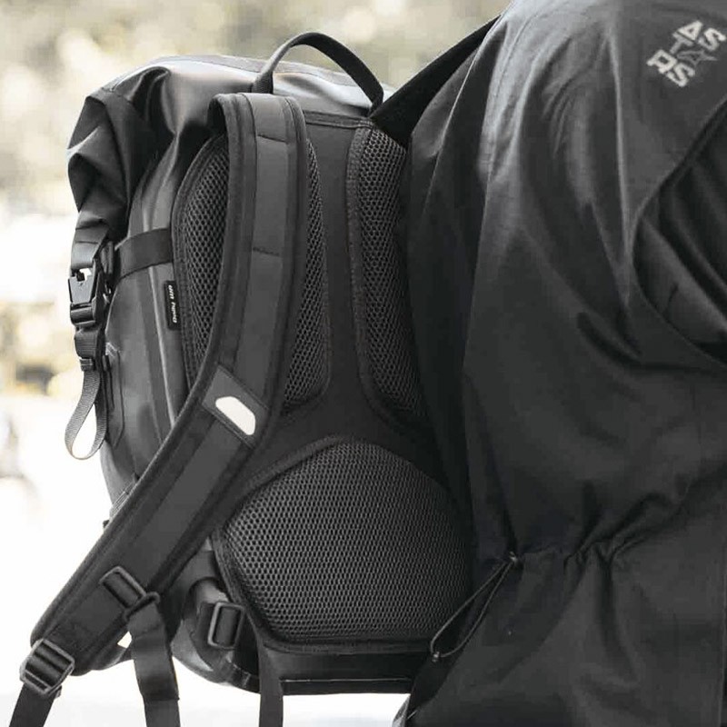 MOCHILA SW-MOTECH DAILY WP 22L IMPERMEABLE BC.WPB.00.003.20000