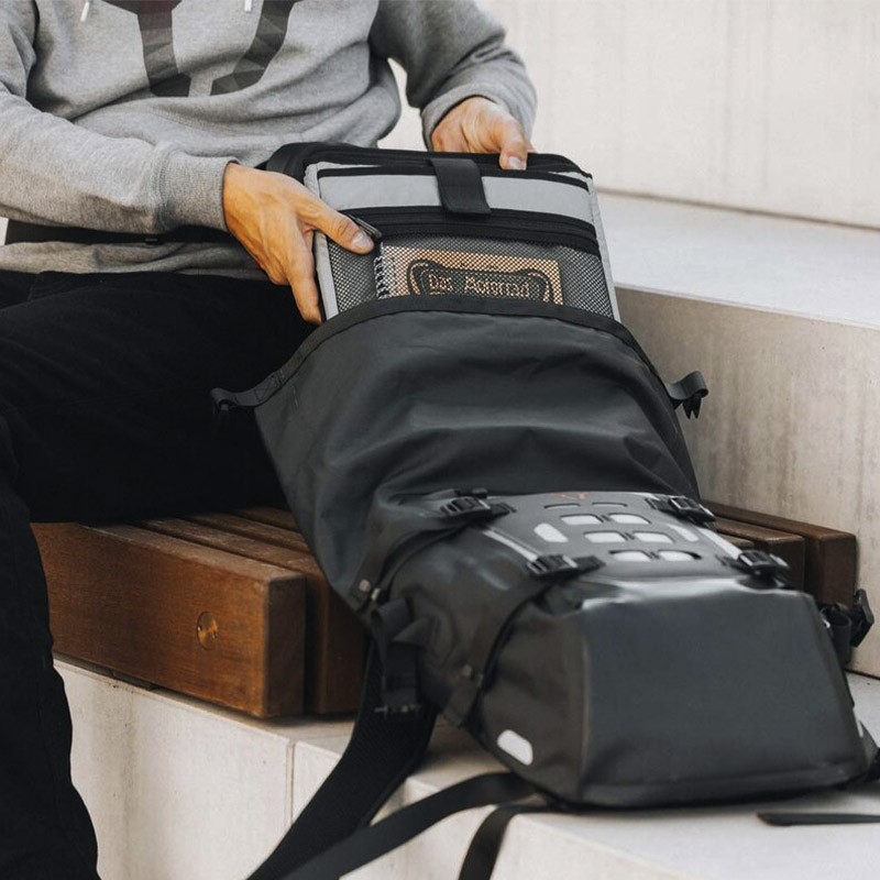 MOCHILA SW-MOTECH DAILY WP 22L IMPERMEABLE BC.WPB.00.003.20000