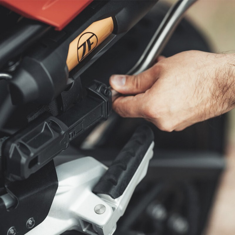 PACK SW-MOTECH DE ALFORJAS Y SEPARADORES PRO BLAZE H SUZUKI BC.HTA.05.740.30600