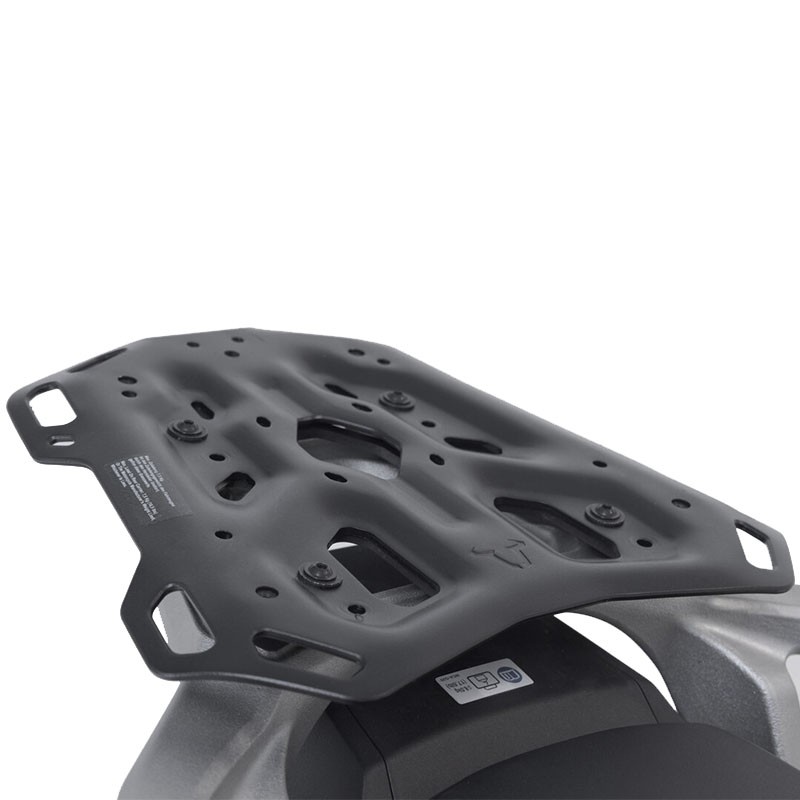 PACK SW-MOTECH BAUL 38L + HERRAJES + BOLSA SUZUKI GPT.05.845.70000/B