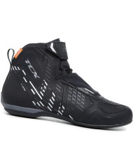 ZAPATILLAS TCX R04D WP BLACK/WHITE