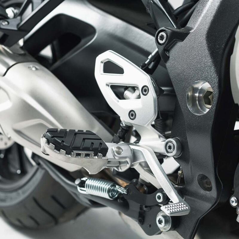 KIT REPOSAPIES SW-MOTECH ACERO INOX BMW FRS.07.011.10701/S