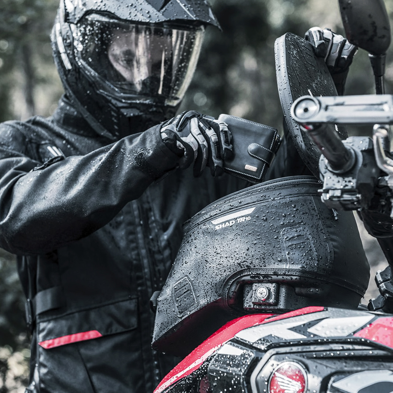 BOLSA DE DEPOSITO SHAD TERRA TR10CL CLICK SYSTEM