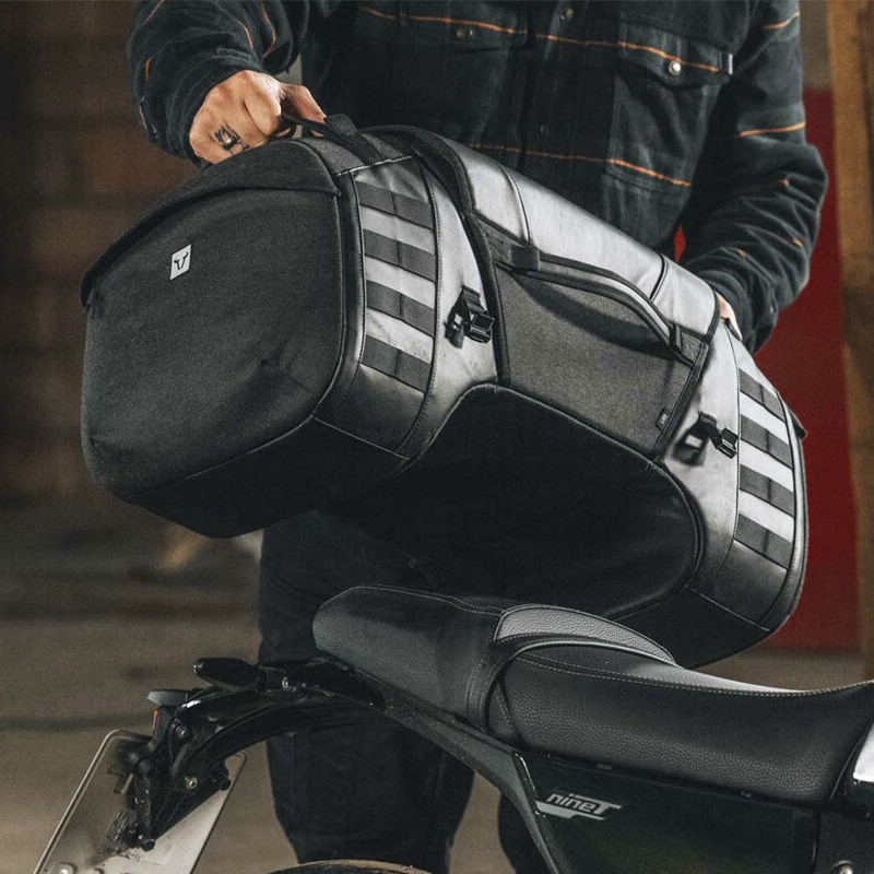 BOLSA TRASERA SW-MOTECH LEGEND GEAR LR5 BC.HTA.00.405.20000