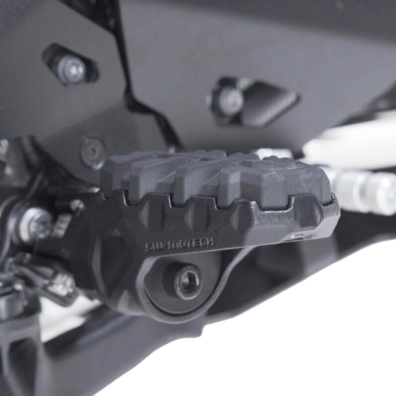 KIT REPOSAPIES SW-MOTECH EVO HONDA/SUZUKI FRS.01.112.10303/B