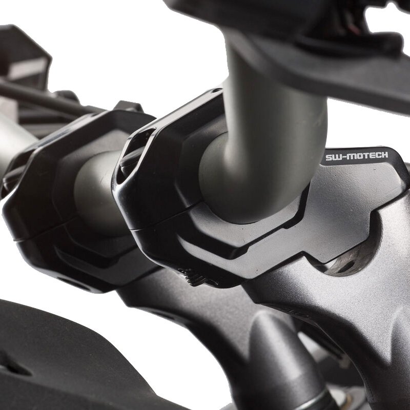 ACERCADOR PARA MANILLAR DE 28MM UNIVERSAL SW-MOTECH LEH.00.039.23100/B