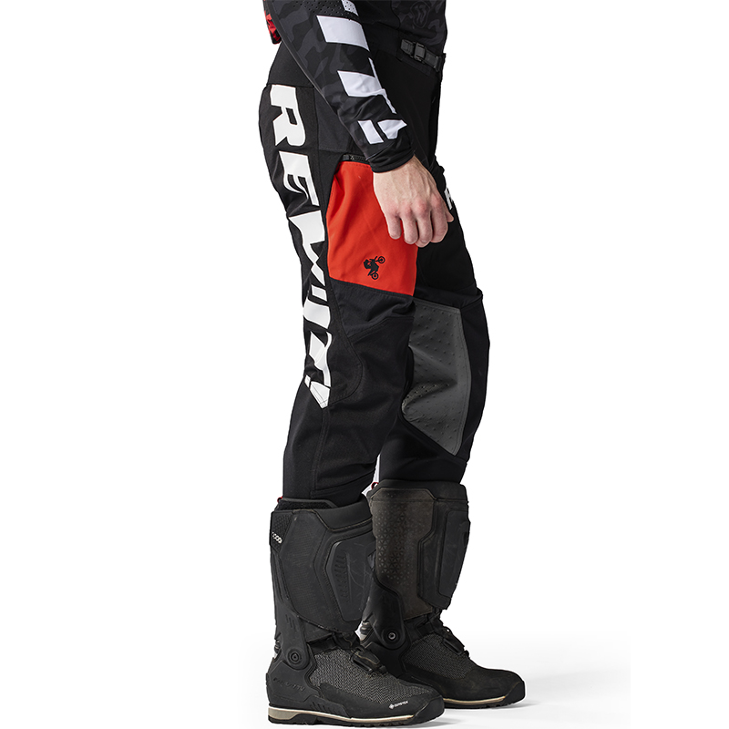 PANTALONES REVIT LEJANO POL TARRES BLACK/RED