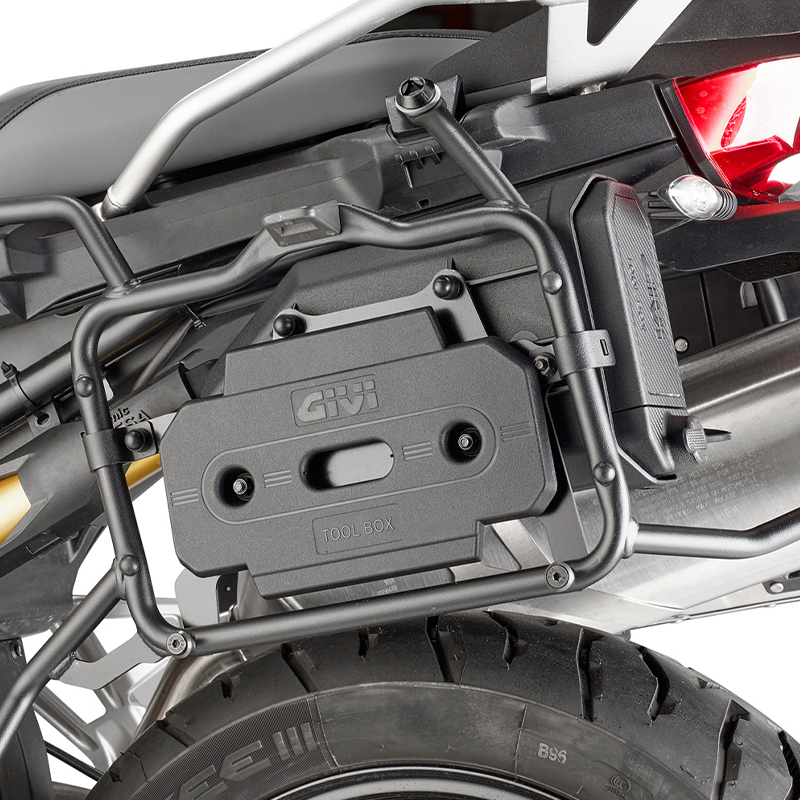 KIT DE FIJACION MALETAS LATERALES GIVI PLR5127 BMW F 750/800/850/900GS